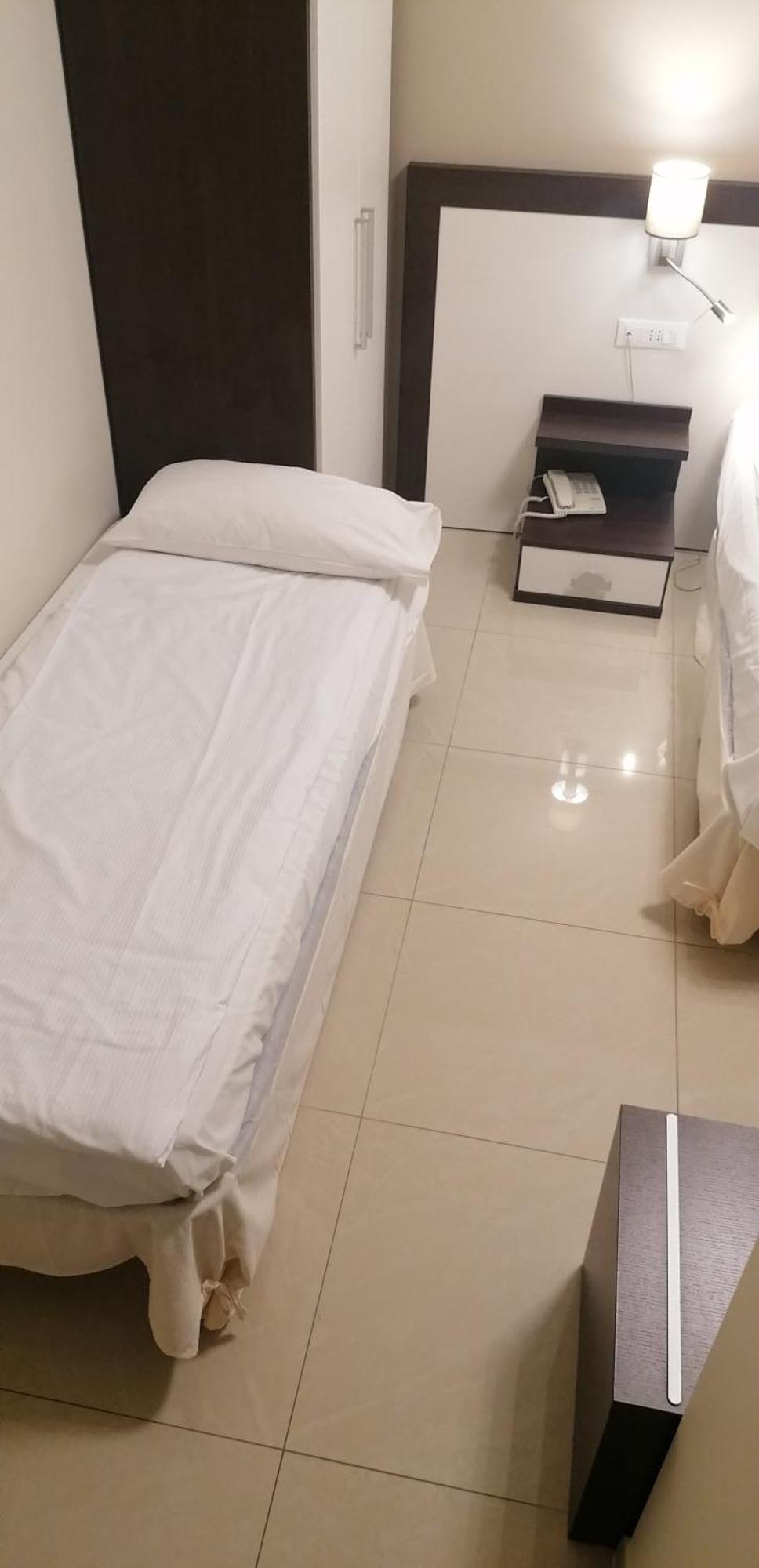 Hotel Boccascena ジェノヴァ エクステリア 写真