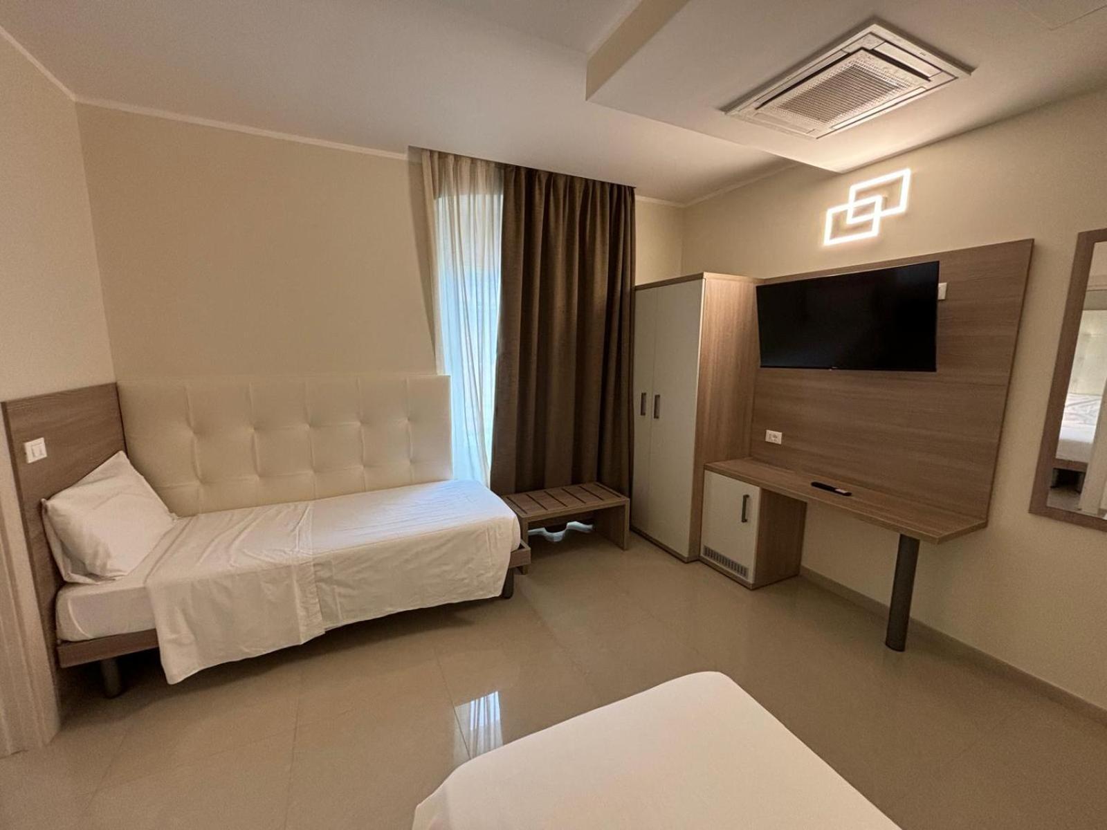 Hotel Boccascena ジェノヴァ エクステリア 写真