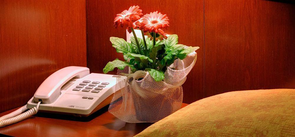 Hotel Boccascena ジェノヴァ エクステリア 写真