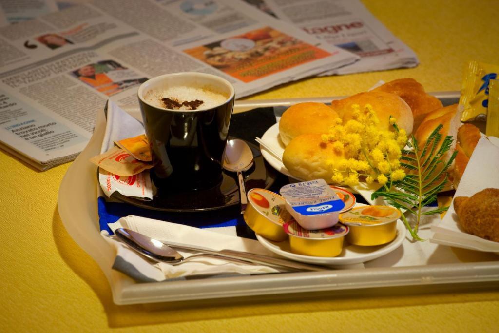 Hotel Boccascena ジェノヴァ エクステリア 写真